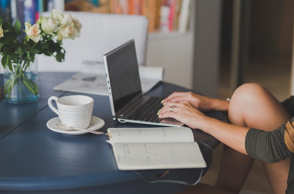 9 maneras fáciles de recibir pagos por escribir en línea